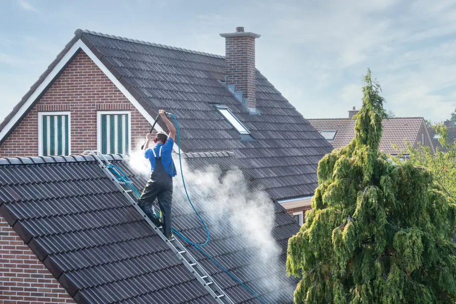 Experienced Roof Pressure Washing Torrance, CA Experienced Roof Pressure Washing Torrance, CA